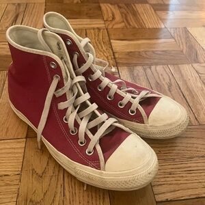 HOT PINK CUSTOM CONVERSE size 9.5 women’s